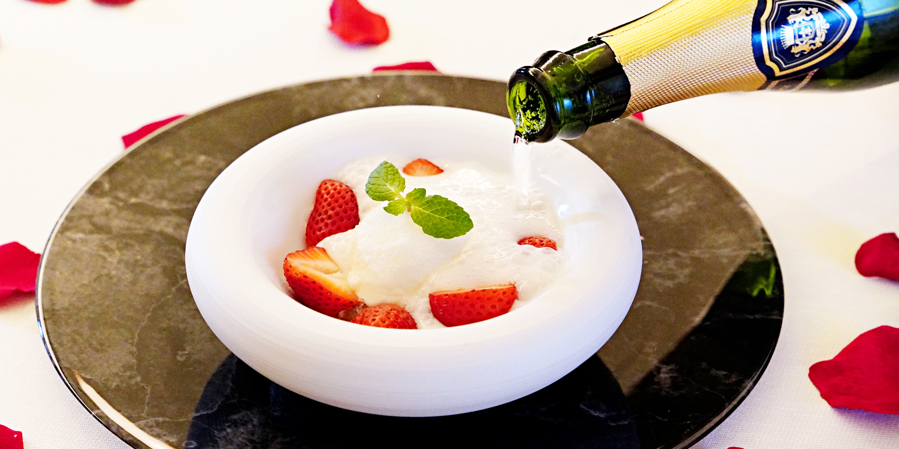 IMG: ご宿泊者様限定【ニューイヤーディナーコース】のご案内